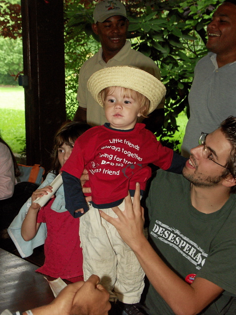 089_20050811_DA1-0530_11